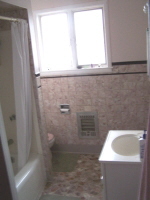 109 Minnesota - Bathroom Upper