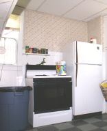 121 Montrose - Kitchen