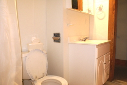 272 Lisbon - Bathroom